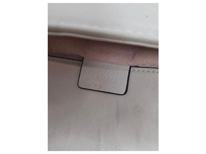 Magnifica Borsa Gucci GG Marmont Bianco - vista 11