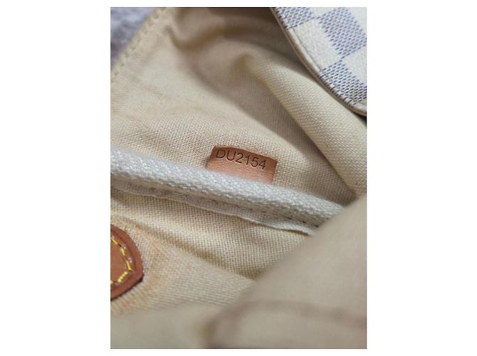 Prachtvolle Louis Vuitton Favorite Tasche Weiß Beige - Ansicht 15