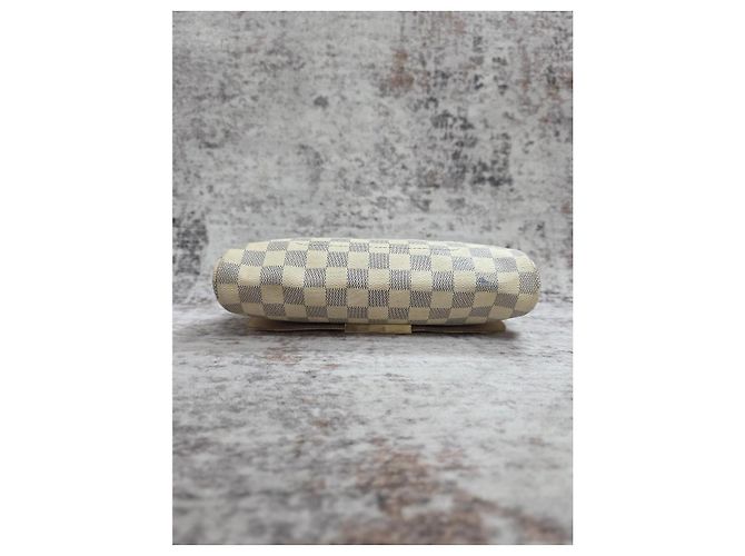 Prachtvolle Louis Vuitton Favorite Tasche Weiß Beige - Ansicht 9