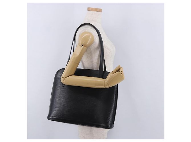 Louis Vuitton Lussac Epi Leather Nero - vue 2