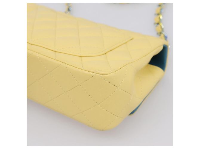 CHANEL Mini Matelassé 20 Bolso de Cadena de Hombro de Piel de Cordero Amarillo CC Auth 197490SV - vista 12