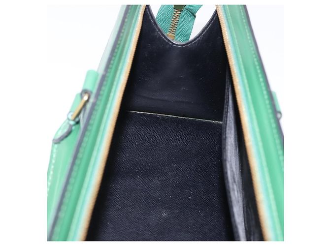 LOUIS VUITTON Bolsa Triangle Epi Verde M52094 LV Auth ep15656A - vista 19
