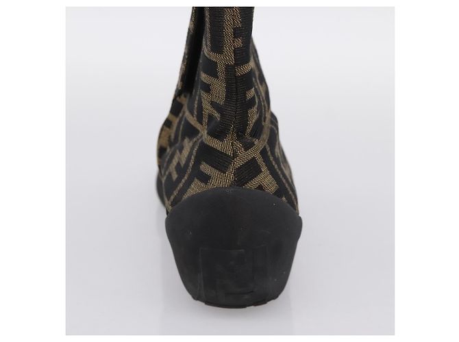 Botines FENDI Zucca Canvas Marrón Negro Auth BA15000A Castaño - vista 17