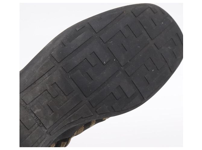 Botines FENDI Zucca Canvas Marrón Negro Auth BA15000A Castaño - vista 18