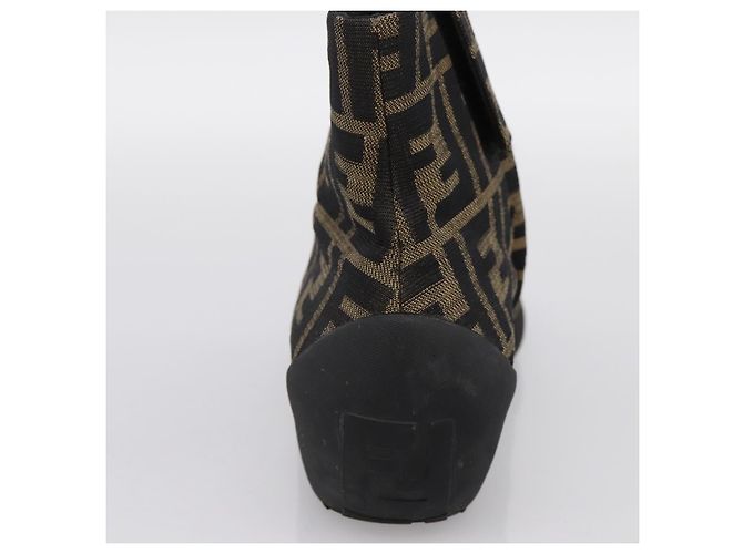 Botines FENDI Zucca Canvas Marrón Negro Auth BA15000A Castaño - vista 7