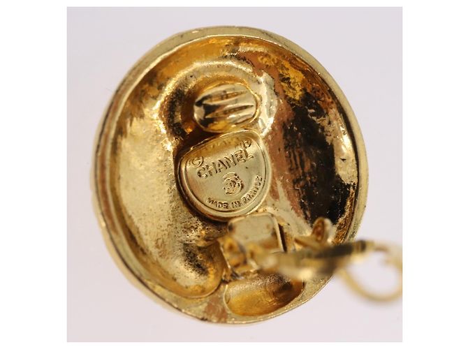 Orecchini CHANEL Mademoiselle Metallo Tono Oro CC Auth 198838 - vista 6