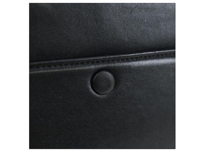Céline Borsa a tracolla con catena CELINE in pelle nera e oro Auth BA14803V Nero - vista 14