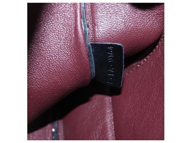 Céline Borsa a tracolla con catena CELINE in pelle nera e oro Auth BA14803V Nero - vista 27