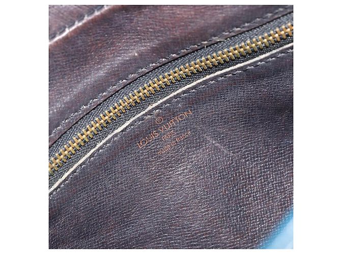 LOUIS VUITTON Epi Trocadero 23 Shoulder Bag Blue M52305 LV Auth 196384 - vista 18