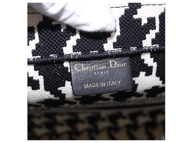 Christian Dior Book Tote Medium Bag Versetztes Muster Canvas Black Auth BA15076M Schwarz Weiß - Ansicht 15