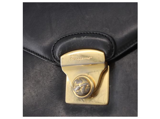 Borsa Salvatore Ferragamo in pelle 2way nera tono oro Auth 198519 Nero - vista 17