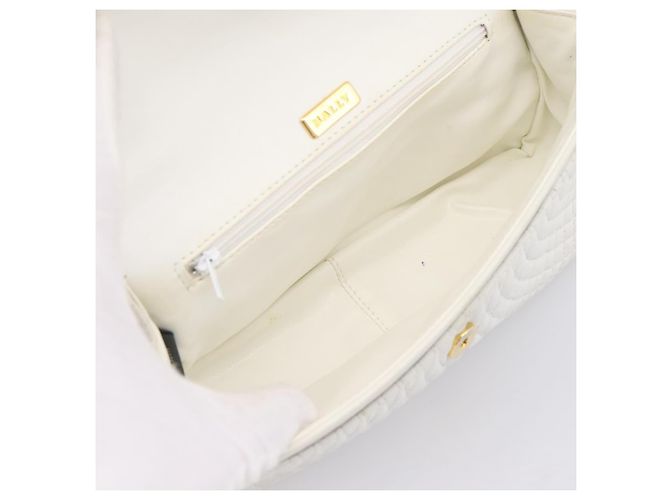 BALLY Borsa a tracolla con catena in pelle bianca tono oro Auth 196398 Bianco - vista 10