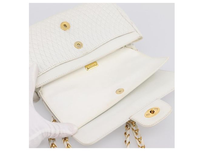 BALLY Borsa a tracolla con catena in pelle bianca tono oro Auth 196398 Bianco - vista 18