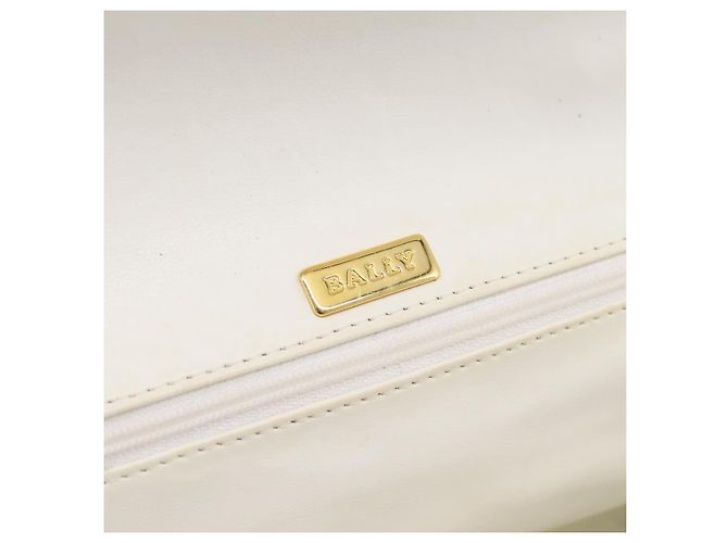 BALLY Borsa a tracolla con catena in pelle bianca tono oro Auth 196398 Bianco - vista 19