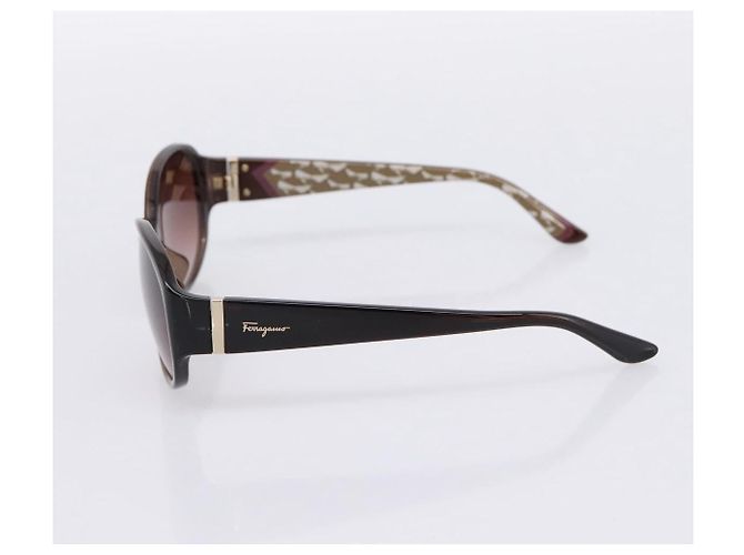 Occhiali da sole Salvatore Ferragamo Plastica Marrone Oro Auth 198828A D'oro - vista 6