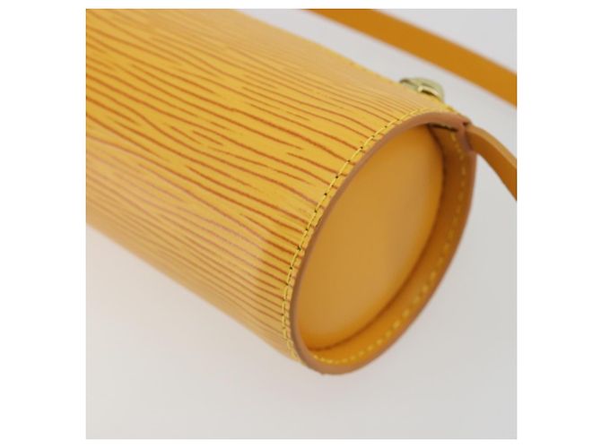 LOUIS VUITTON Epi Soufflot Pouch Yellow LV Auth 197149A Giallo - vista 15
