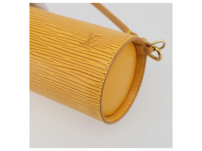LOUIS VUITTON Epi Soufflot Pouch Yellow LV Auth 197149A Giallo - vista 9