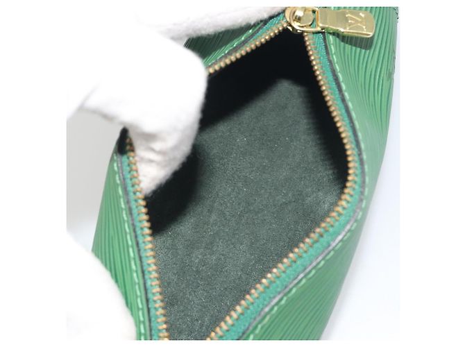 Pouch LOUIS VUITTON Epi Soufflot Green LV Auth 195554A Verde - vista 11