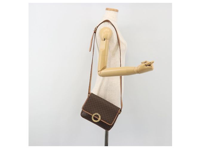 Céline Borsa a tracolla CELINE Macadam Canvas PVC Leather Brown Gold Auth 196617 Marrone D'oro - vista 23