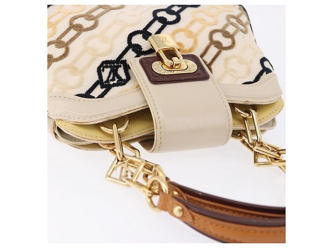 LOUIS VUITTON Monogram Charm Mini Linda Hand Bag Ivory LV Auth 196930M Crudo - vista 8