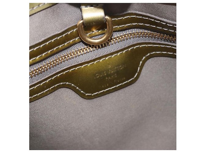 Borsa LOUIS VUITTON Monogram Vernis Wilshire PM Gris Art Deco M91627 Auth 197033 Grigio - vista 18