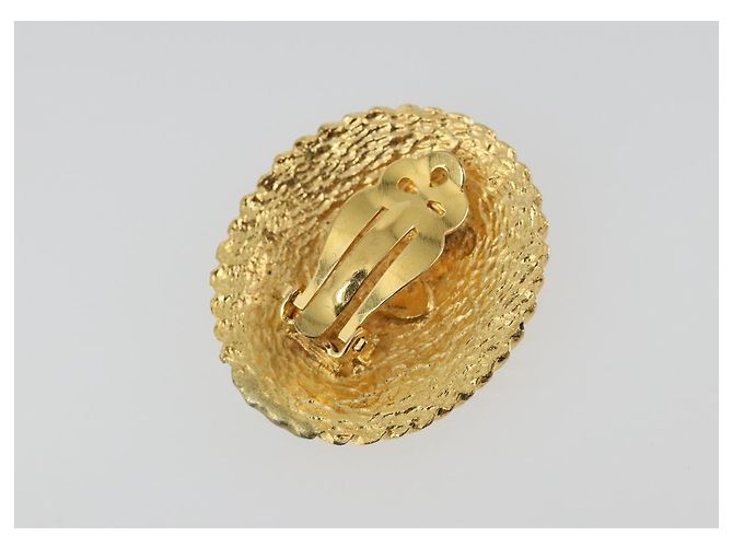 Orecchini CHANEL Knight Metal Gold Tone CC Auth 198847 - vista 8