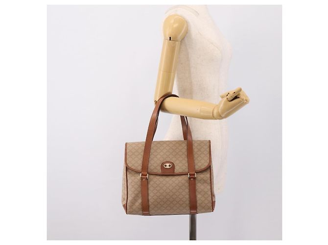 Céline Borsa a mano CELINE Macadam Canvas PVC Beige Gold Auth 198262 D'oro - vista 24