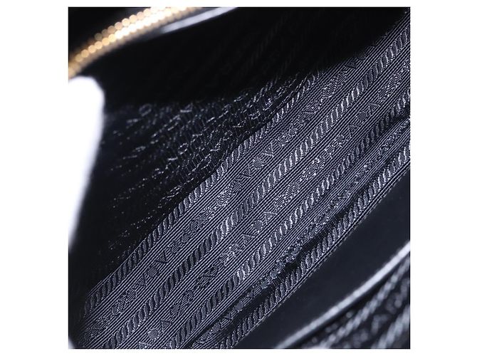Borsa a mano PRADA pelle Saffiano 2way Nero Oro Auth 198741V D'oro - vista 10