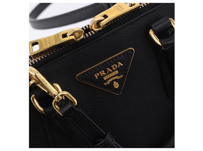 Borsa a mano PRADA pelle Saffiano 2way Nero Oro Auth 198741V D'oro - vista 20