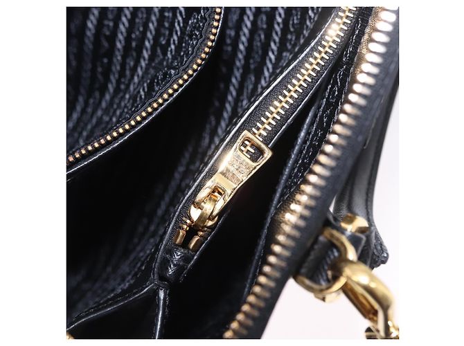 Borsa a mano PRADA pelle Saffiano 2way Nero Oro Auth 198741V D'oro - vista 29