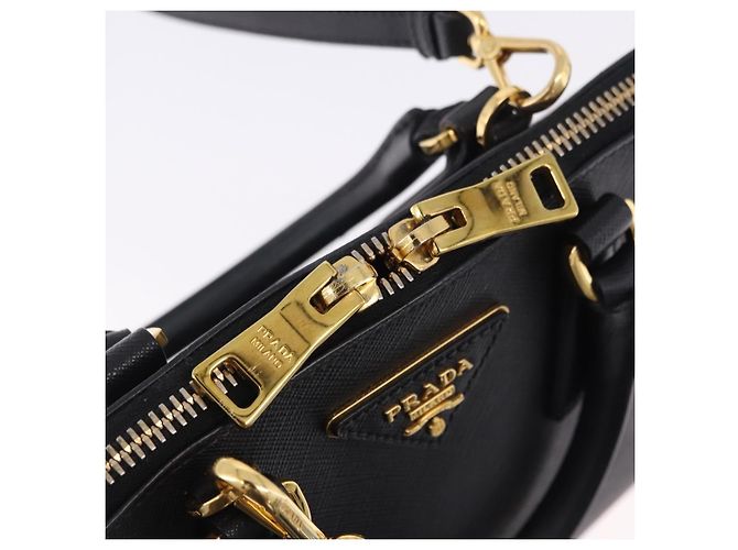 Borsa a mano PRADA pelle Saffiano 2way Nero Oro Auth 198741V D'oro - vista 9