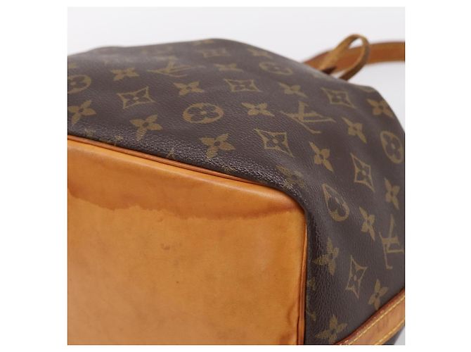 LOUIS VUITTON Monogram Petit Noe Shoulder Bag M42226 LV Auth 197462A Monogramma - vista 10