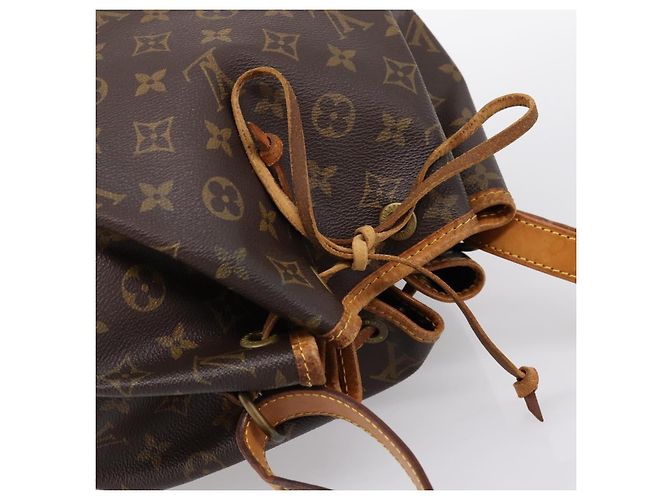 LOUIS VUITTON Monogram Petit Noe Shoulder Bag M42226 LV Auth 197462A Monogramma - vista 6
