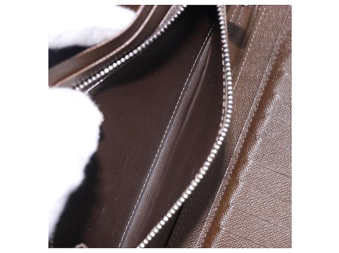 LOUIS VUITTON Taiga Organizer Atoll Travel Case Grizzly M30658 LV Auth 196305 - vista 11