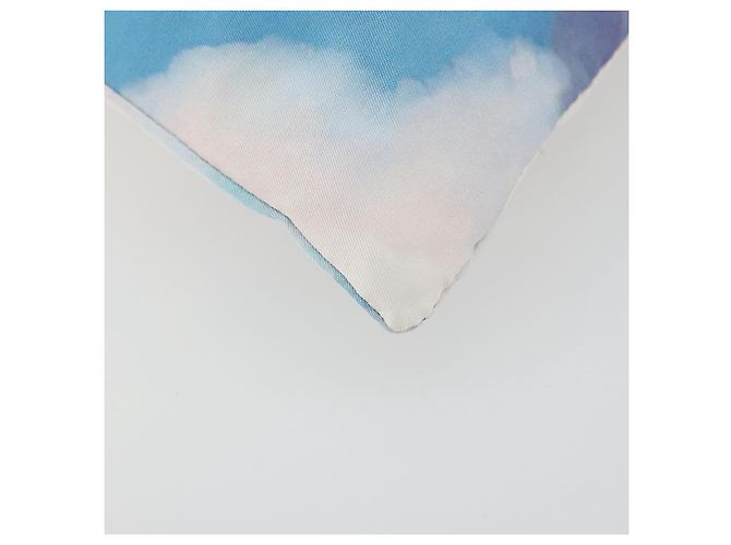 LOEWE Studio Ghibli Howl's Moving Castle Pouch Nylon Blue Auth 167496M - vista 14