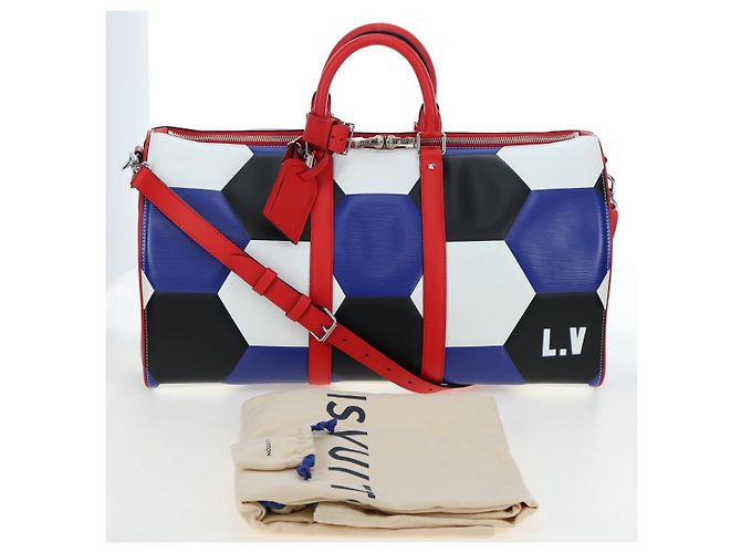 LOUIS VUITTON Epi FIFA Collaboration Keepall Bandouliere 50 Blue Auth 195540SM - vista 12