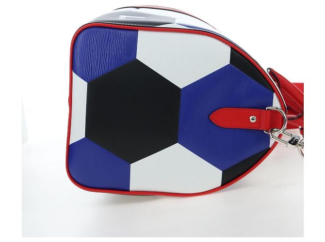 LOUIS VUITTON Epi FIFA Collaboration Keepall Bandouliere 50 Blue Auth 195540SM - vista 4