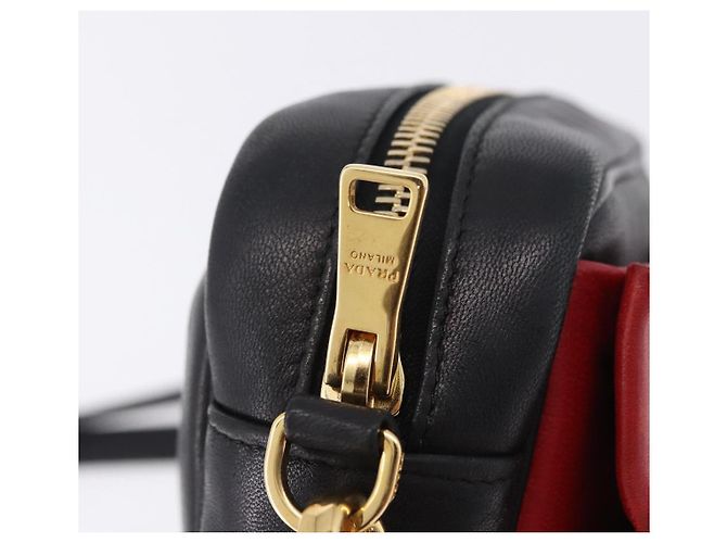 Borsa a tracolla PRADA Ribbon in pelle nera e oro Auth 196349A Nero D'oro - vista 10
