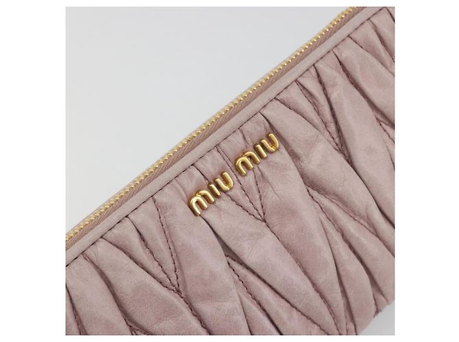 Pouch Miu Miu in pelle rosa oro Auth 196689A D'oro - vista 17