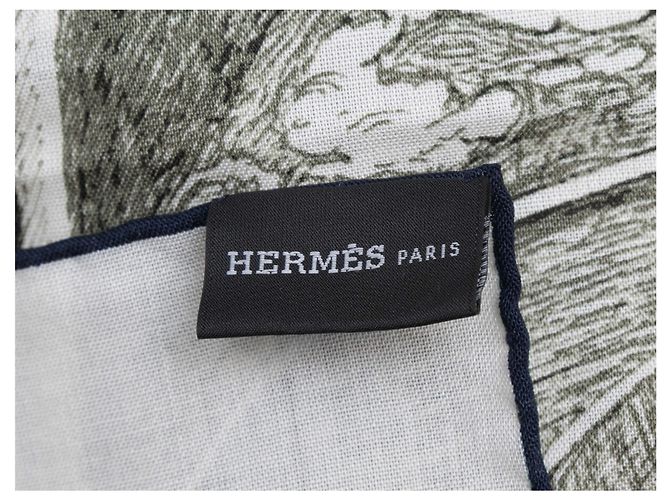 Hermès Sciarpa Hermes Tout En Carre Motif in misto lana e seta, bianca e multicolore Bianco - vista 4