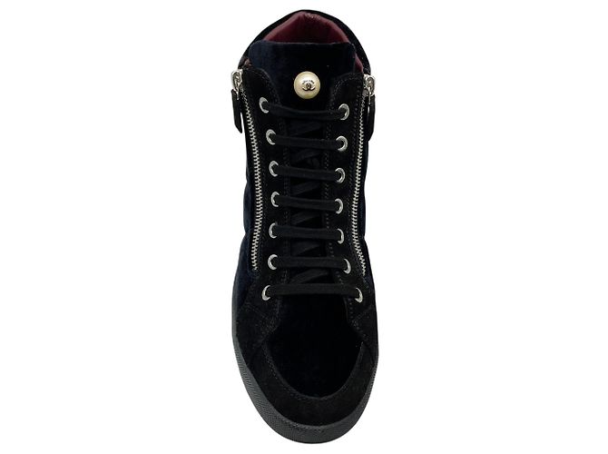 Sneakers alte Chanel in velluto nero - vista 4