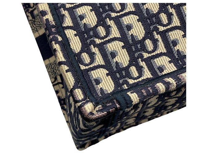 Borsa a mano Dior Book Tote Medium con ricamo Dior Oblique Ecru / Blue di Christian Dior - vista 10