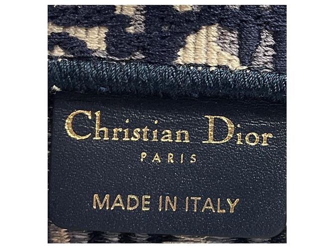 Borsa a mano Dior Book Tote Medium con ricamo Dior Oblique Ecru / Blue di Christian Dior - vista 7