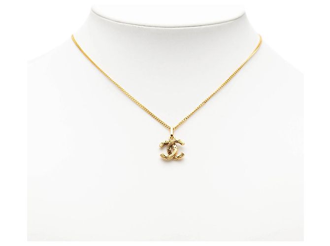 Collana con pendente CC Chanel placcata oro D'oro - vista 6