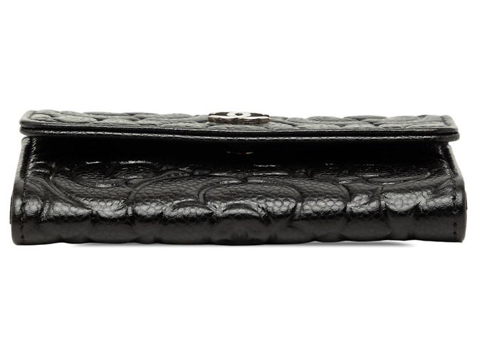 Tarjetero Chanel CC Embossed Caviar Camellia Negro - vista 3