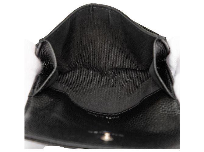 Tarjetero Chanel CC Embossed Caviar Camellia Negro - vista 4
