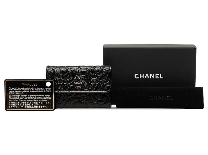 Tarjetero Chanel CC Embossed Caviar Camellia Negro - vista 7
