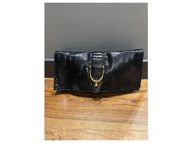 Gucci Fold-Over Clutch aus schwarzem Pythonleder - Ansicht 10