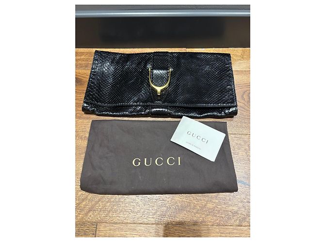 Gucci Fold-Over Clutch aus schwarzem Pythonleder - Ansicht 6