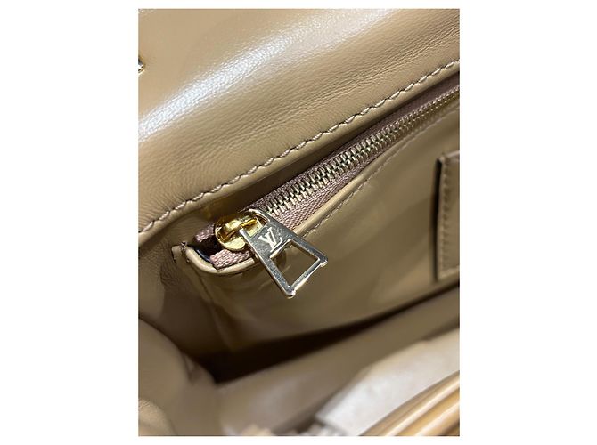 Borsa Louis Vuitton Go 14 GM Top Handle Cammello - vista 5